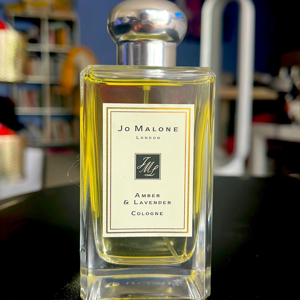 Jo Malone Amber and lavender cologne